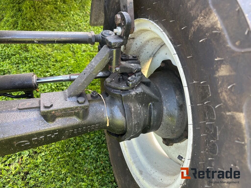 New Holland T4040 super steer traktor - מכונה חקלאית: תמונה 5 New Holland T4040 super steer traktor - מכונה חקלאית: תמונה 5