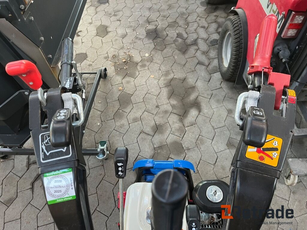 Redskabsbærer BCS 738 Power Safe Motoriseret frontkost - ציוד לגינה: תמונה 3 Redskabsbærer BCS 738 Power Safe Motoriseret frontkost - ציוד לגינה: תמונה 3