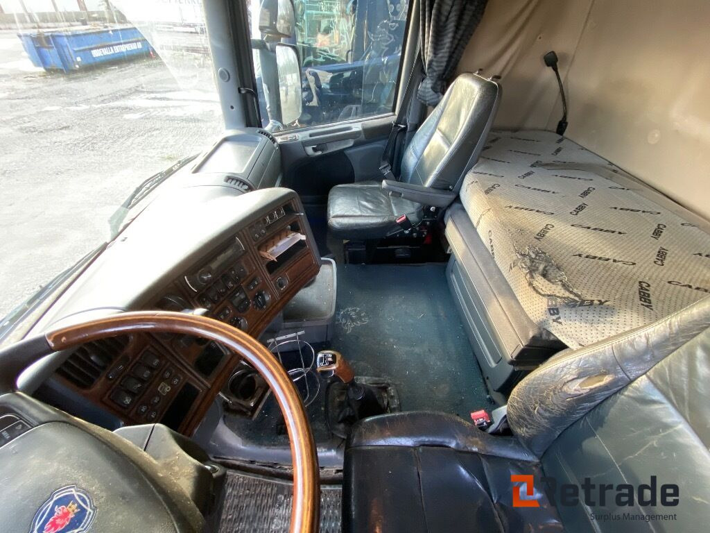 Skåpbil Scania R500LB6X2*4MNB Renoveringsobjekt - משאית תיבה: תמונה 5 Skåpbil Scania R500LB6X2*4MNB Renoveringsobjekt - משאית תיבה: תמונה 5