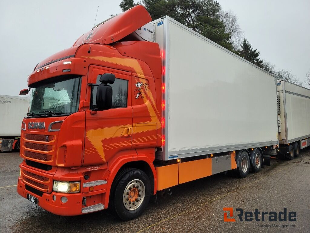 Skåpbil kylbil Scania R730LB6X2*4MNB - משאית קירור: תמונה 1 Skåpbil kylbil Scania R730LB6X2*4MNB - משאית קירור: תמונה 1
