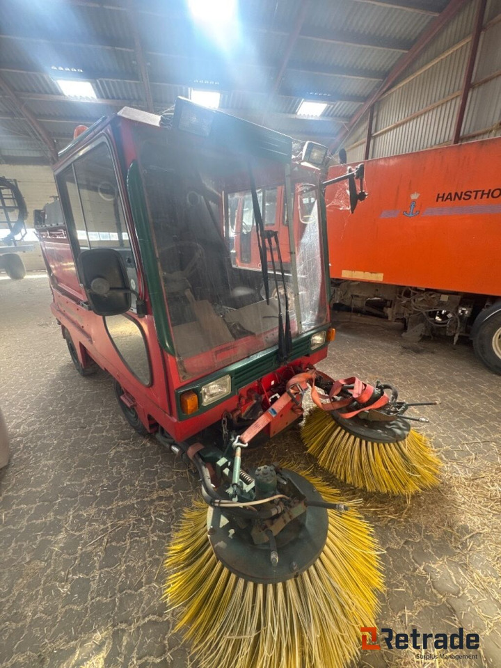 Sweeping equipment Schmidt Sk153 - מטאטא כבישים: תמונה 2 Sweeping equipment Schmidt Sk153 - מטאטא כבישים: תמונה 2