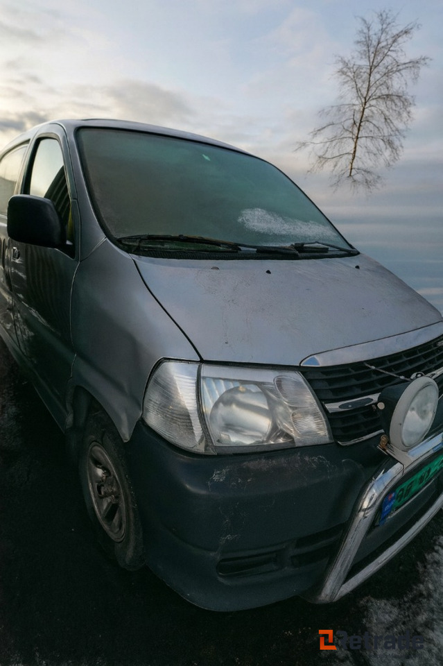מכונית Toyota Hiace med reg.nr BR 85199, 2009-modell, .: תמונה 1