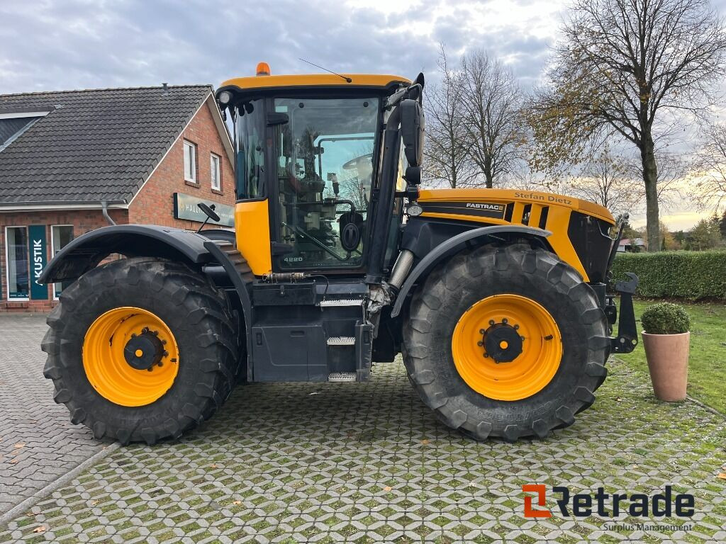 Traktor JCB Fasttrac 4220 serie 4 - מכונה חקלאית: תמונה 4 Traktor JCB Fasttrac 4220 serie 4 - מכונה חקלאית: תמונה 4