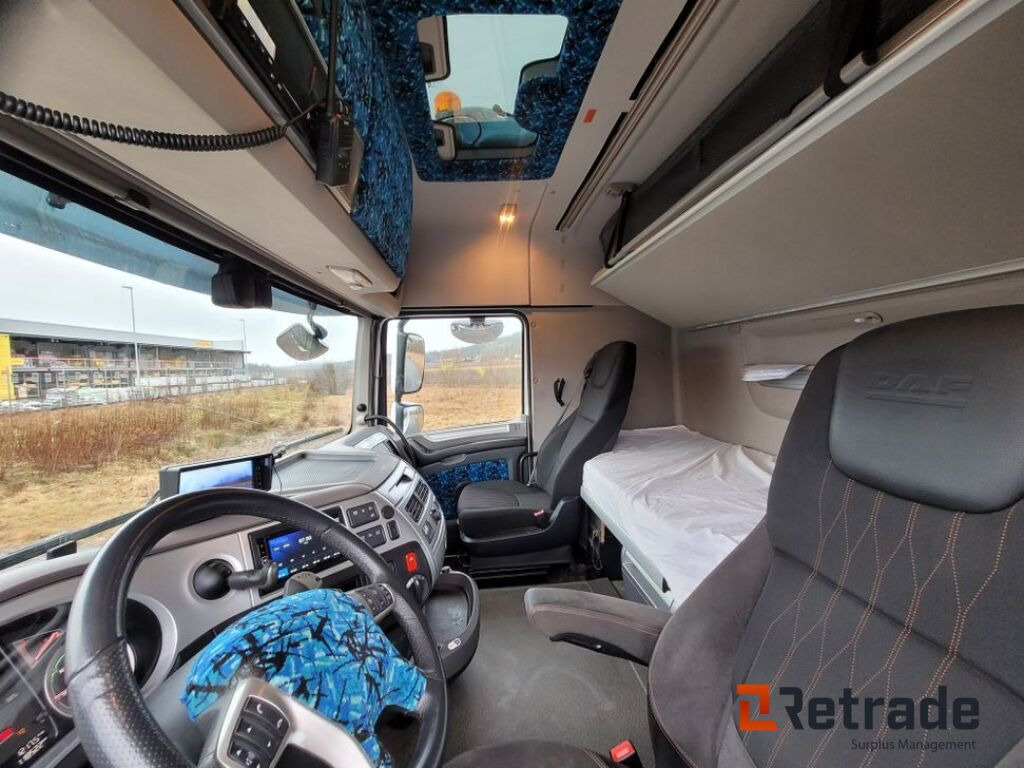 Tridem lastväxlare med flak Daf XF530 FAW Euro 6, låga mil -2022 - מזהיר: תמונה 5 Tridem lastväxlare med flak Daf XF530 FAW Euro 6, låga mil -2022 - מזהיר: תמונה 5