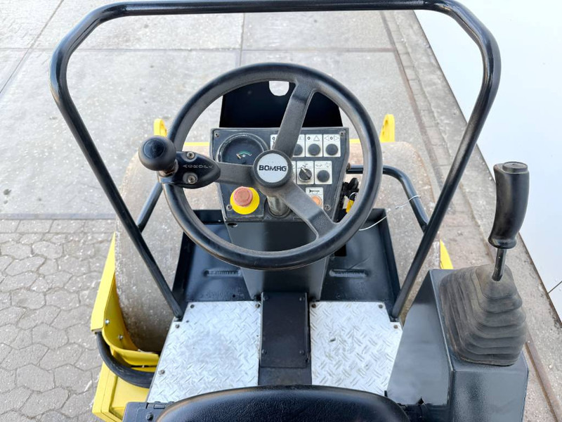 רולר Bomag BW124DH-3 - Dutch Machine / Only 2104 Hours!: תמונה 9