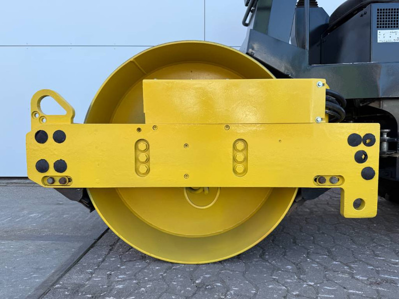 רולר Bomag BW124DH-3 - Dutch Machine / Only 2104 Hours!: תמונה 13
