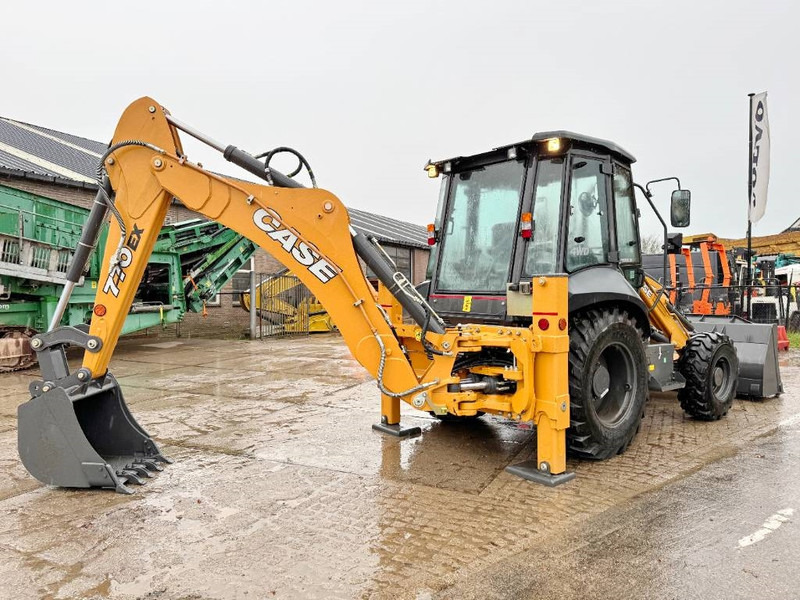 Case 770EX 4WD - New / Unused / Hammer Lines - מחפרון: תמונה 3 Case 770EX 4WD - New / Unused / Hammer Lines - מחפרון: תמונה 3