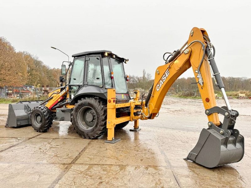 Case 770EX 4WD - New / Unused / Hammer Lines - מחפרון: תמונה 2 Case 770EX 4WD - New / Unused / Hammer Lines - מחפרון: תמונה 2
