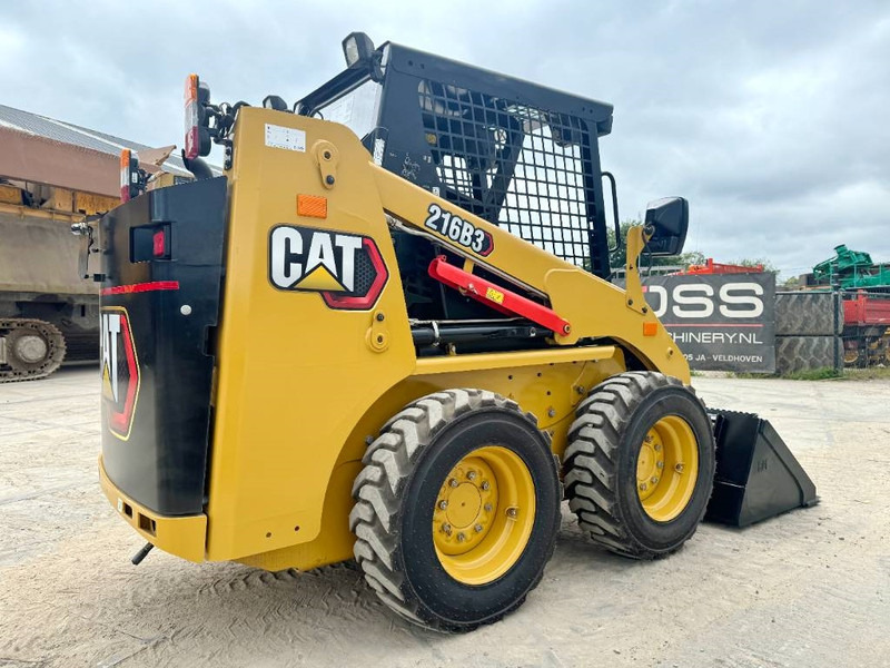 Cat 216B3 - New / Unused / Extra Hydraulic - מעמיס היגוי החלקה: תמונה 5 Cat 216B3 - New / Unused / Extra Hydraulic - מעמיס היגוי החלקה: תמונה 5