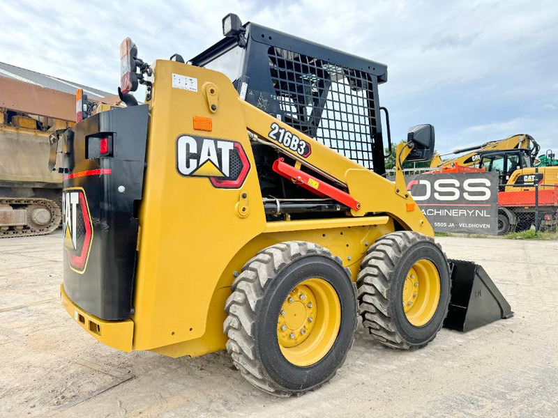 חָדָשׁ מעמיס היגוי החלקה Cat 216B3 - New / Unused / Extra Hydraulic: תמונה 5