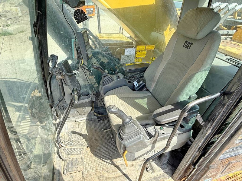 מחפר סורק Cat 374DL ME Automatic Greasing / Parking Heater: תמונה 8 מחפר סורק Cat 374DL ME Automatic Greasing / Parking Heater: תמונה 8