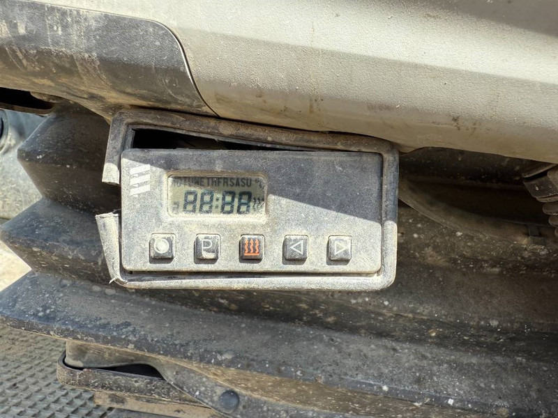 מחפר סורק Cat 374DL ME Automatic Greasing / Parking Heater: תמונה 12 מחפר סורק Cat 374DL ME Automatic Greasing / Parking Heater: תמונה 12