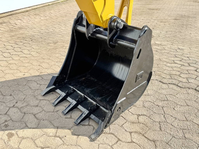 חָדָשׁ מחפרון Cat 424 4WD - Hammer Lines / Airco / Side Shift: תמונה 19