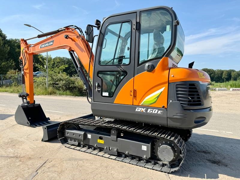 Doosan DX60E-10N NEW! - מיני מחפר: תמונה 3 Doosan DX60E-10N NEW! - מיני מחפר: תמונה 3