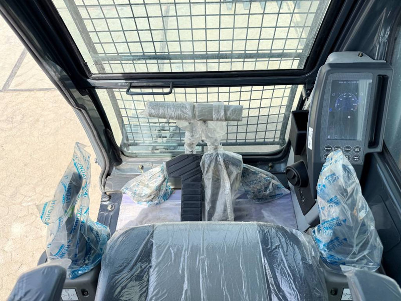 חָדָשׁ מחפר סורק Hyundai R215L Smart Plus *2025 Model* - New / Unused: תמונה 9