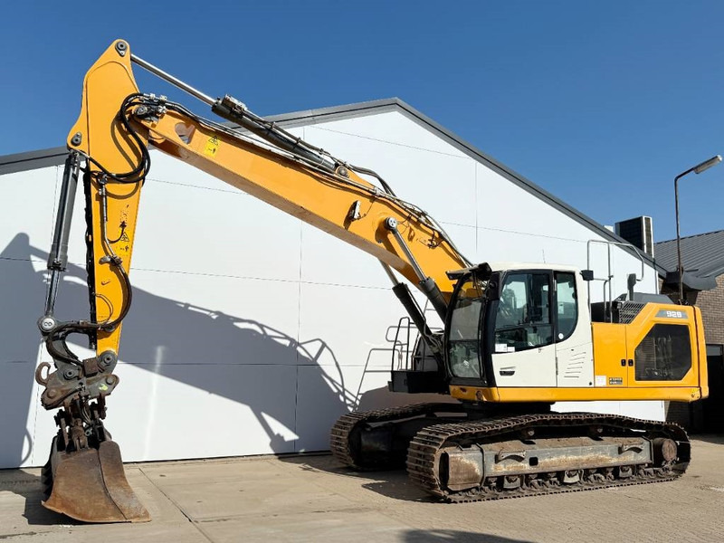 Liebherr R926NLC - Oilquick Tilting Bucket German Machine - מחפר סורק: תמונה 2 Liebherr R926NLC - Oilquick Tilting Bucket German Machine - מחפר סורק: תמונה 2