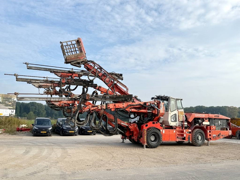Sandvik DT1130-SC - 3x TB150 Drill Boom + Basket Boom - אסדת קידוח: תמונה 2 Sandvik DT1130-SC - 3x TB150 Drill Boom + Basket Boom - אסדת קידוח: תמונה 2