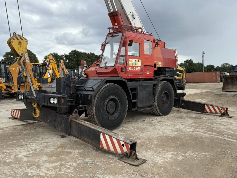 Tadano TR300E-1 - 4 Wheel Steering / 28.1m Boom + 12m Jib - עגורן שטח מחוספס: תמונה 3 Tadano TR300E-1 - 4 Wheel Steering / 28.1m Boom + 12m Jib - עגורן שטח מחוספס: תמונה 3