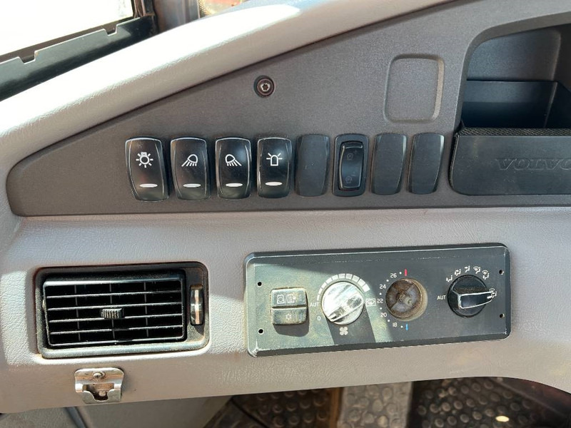 מסיר פסולת מפרקי Volvo A40F - Good Overall Condition: תמונה 8