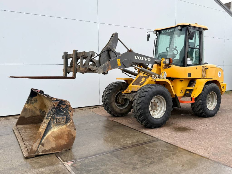 Volvo L35G - German Machine / Bucket + Forks! - מעמיס גלגלים: תמונה 2 Volvo L35G - German Machine / Bucket + Forks! - מעמיס גלגלים: תמונה 2