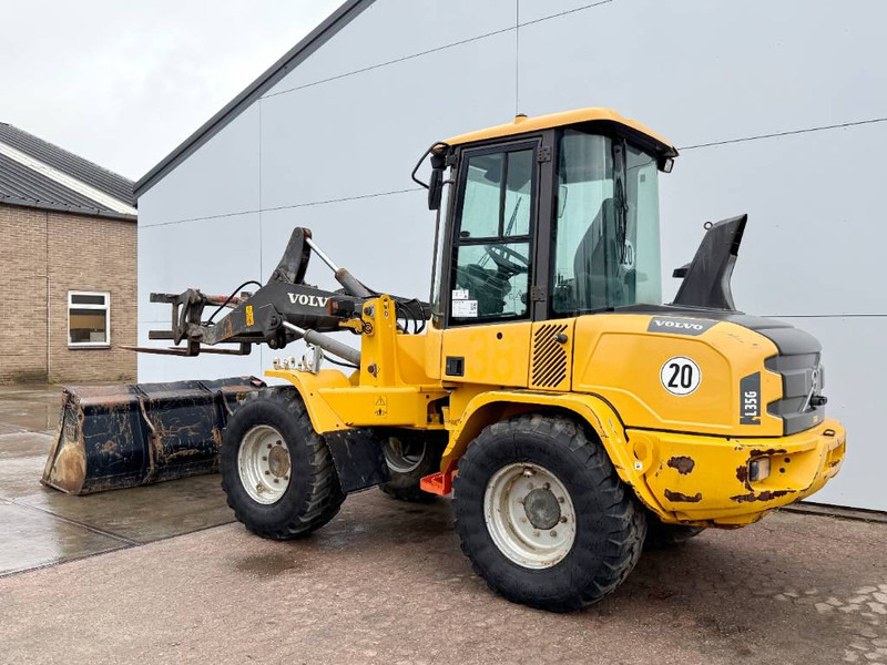 Volvo L35G - German Machine / Bucket + Forks! - מעמיס גלגלים: תמונה 3 Volvo L35G - German Machine / Bucket + Forks! - מעמיס גלגלים: תמונה 3