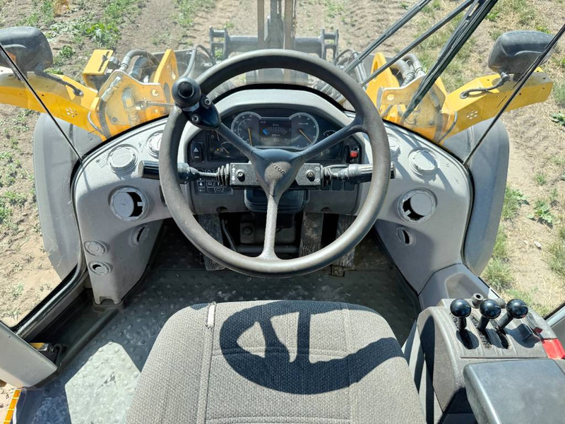מעמיס גלגלים Volvo L60H - 3rd Function / Automatic Greasing: תמונה 9