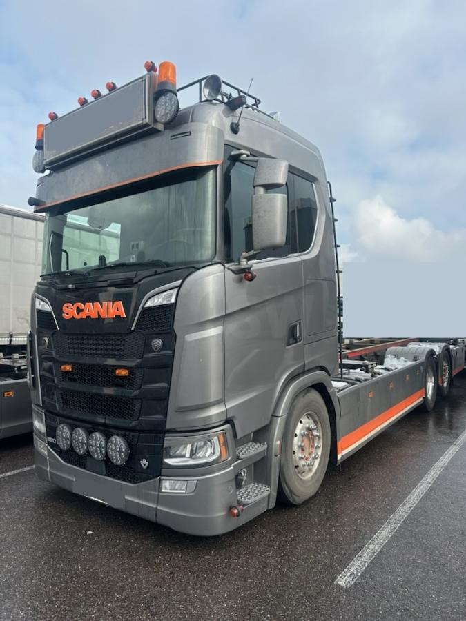 Scania S 590 - מוביל מכולות/ משאית החלפת גוף: תמונה 3 Scania S 590 - מוביל מכולות/ משאית החלפת גוף: תמונה 3