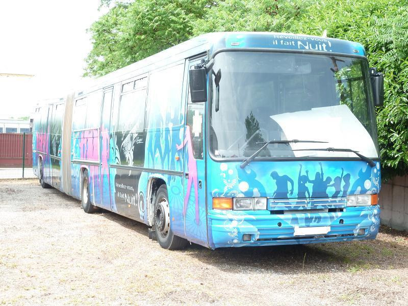 Volvo B10MAR400 - אוטובוס פרברים: תמונה 1 Volvo B10MAR400 - אוטובוס פרברים: תמונה 1