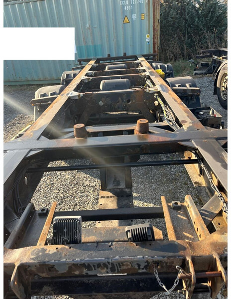 Krone Fahrgestell BDF ZZ 18XF0 DC07CLNF - קרון נגרר שלדה: תמונה 3 Krone Fahrgestell BDF ZZ 18XF0 DC07CLNF - קרון נגרר שלדה: תמונה 3