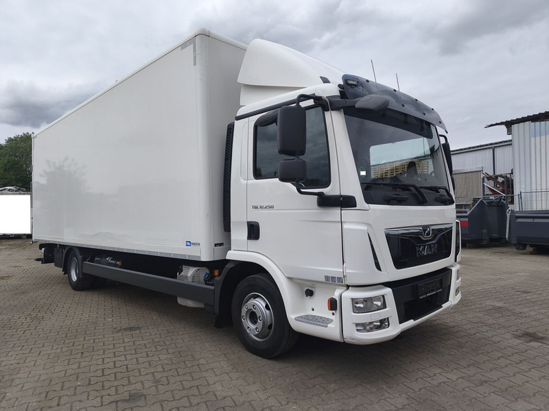 MAN TGL 12.250 - משאית תיבה: תמונה 2 MAN TGL 12.250 - משאית תיבה: תמונה 2