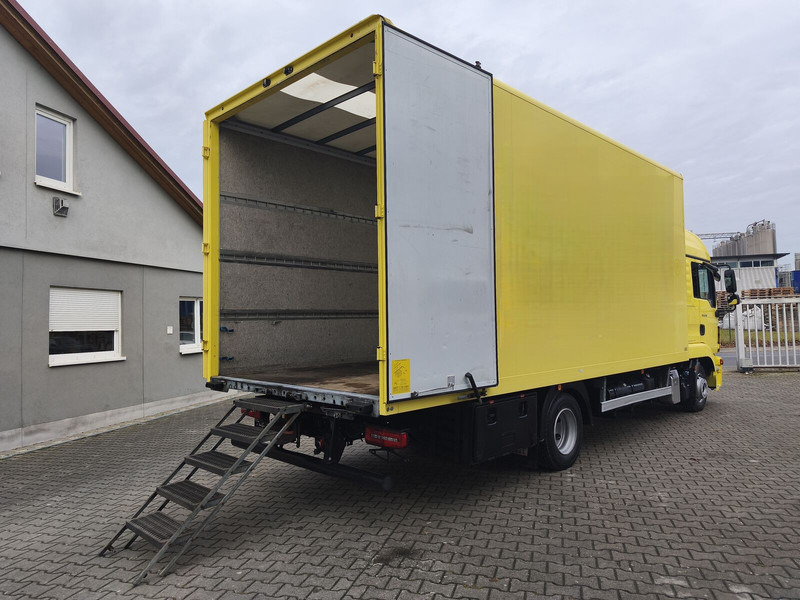 משאית תיבה MAN TGL 8.220 4x2 Euro 6 Möbelkoffer Treppe AHK (35): תמונה 10