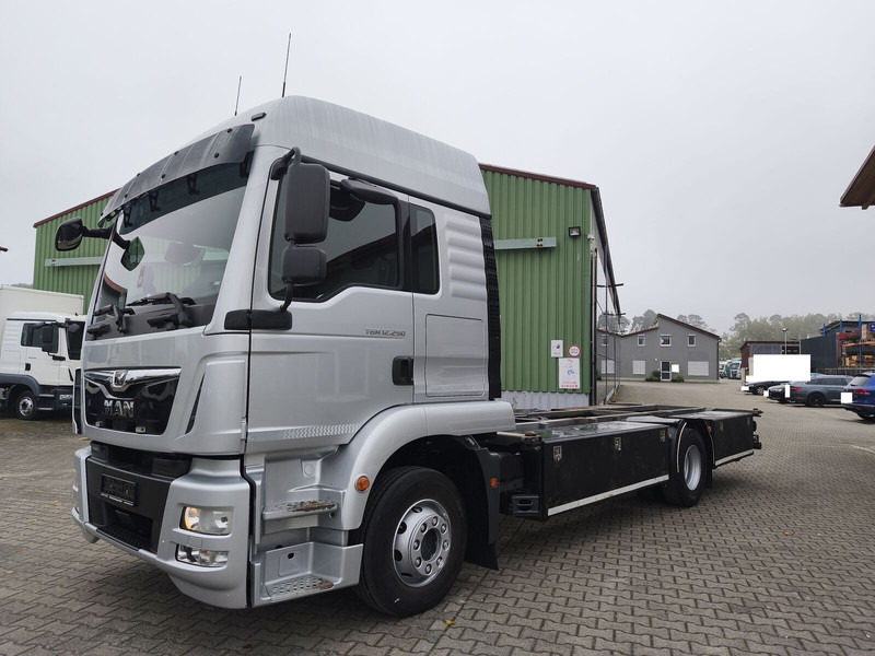 MAN TGM 12.290 BDF Euro 6 4x2 AHK (36) - משאית עם שלדת תא: תמונה 1 MAN TGM 12.290 BDF Euro 6 4x2 AHK (36) - משאית עם שלדת תא: תמונה 1