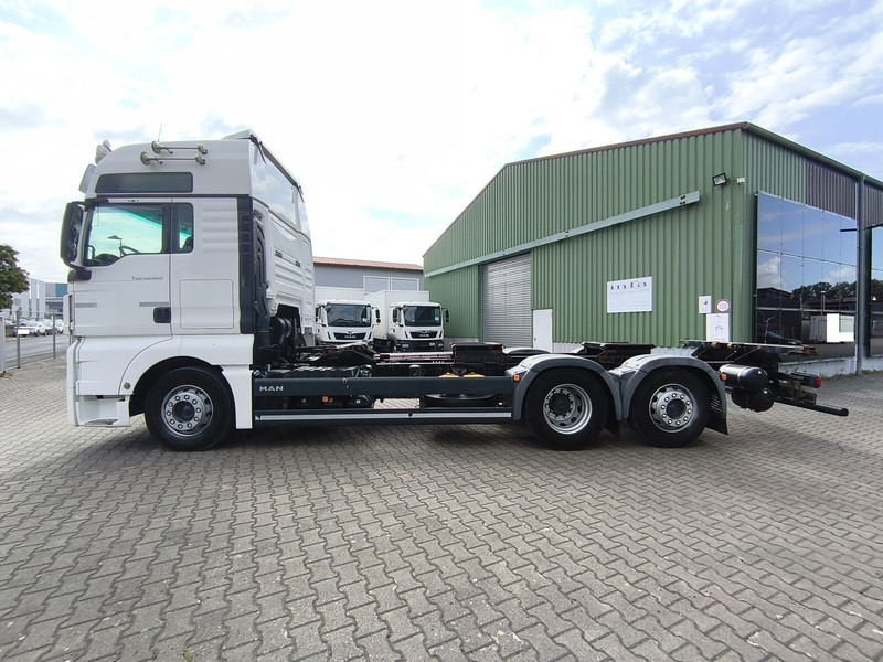 MAN TGX 26.460 BDF Euro 6 6x2 - משאית עם שלדת תא: תמונה 5 MAN TGX 26.460 BDF Euro 6 6x2 - משאית עם שלדת תא: תמונה 5