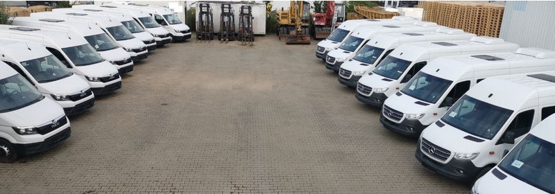 Mercedes-Benz 519 Sprinter AHK - מיניבוס, כלי רכב מסחרי לנוסעים: תמונה 2 Mercedes-Benz 519 Sprinter AHK - מיניבוס, כלי רכב מסחרי לנוסעים: תמונה 2