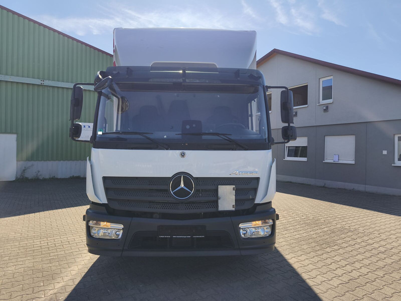 Mercedes-Benz Atego 1223 - משאית תיבה: תמונה 3 Mercedes-Benz Atego 1223 - משאית תיבה: תמונה 3