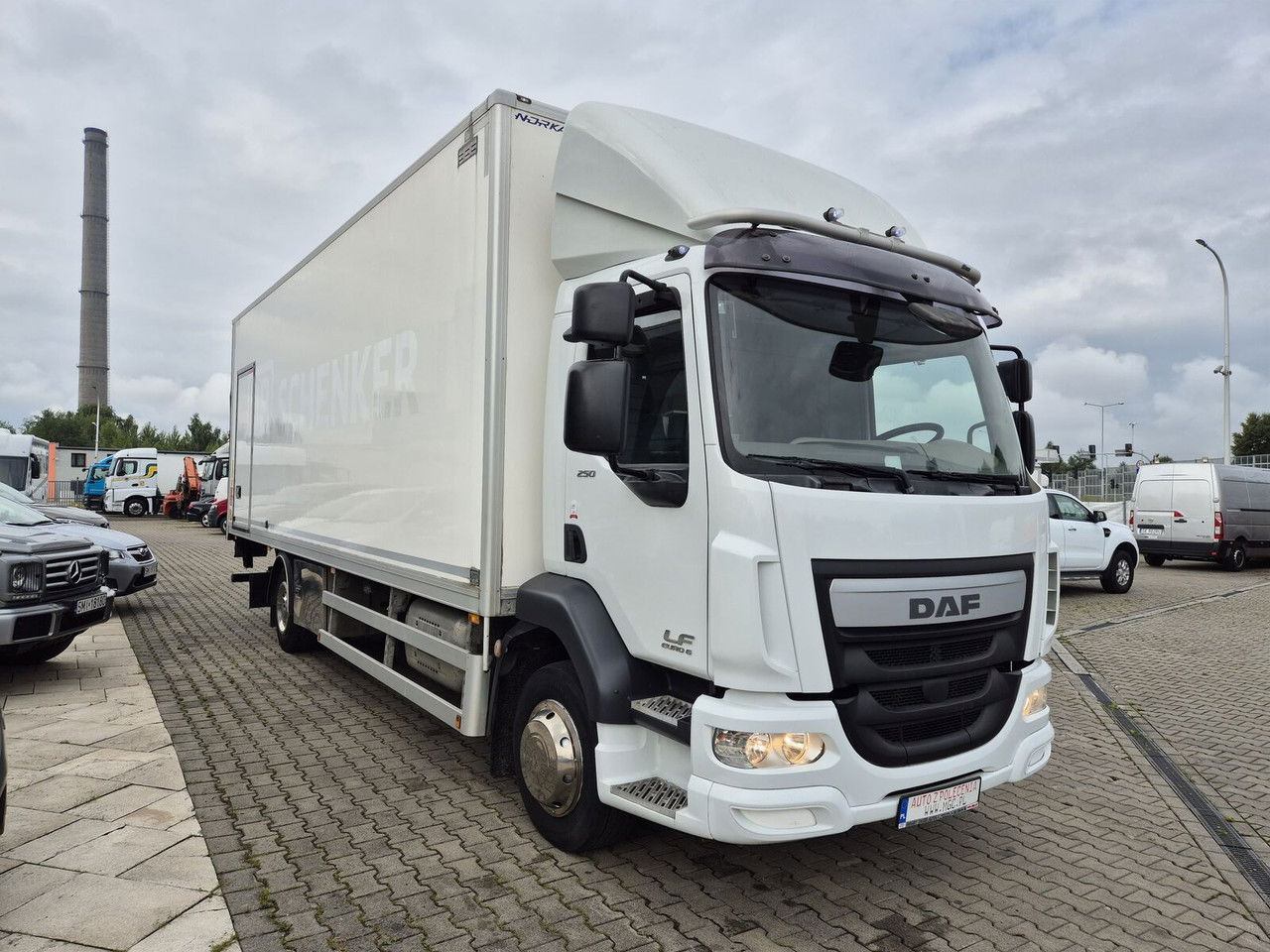 DAF LF 250 FA / 3 Seats / Works Great - משאית תיבה: תמונה 4 DAF LF 250 FA / 3 Seats / Works Great - משאית תיבה: תמונה 4