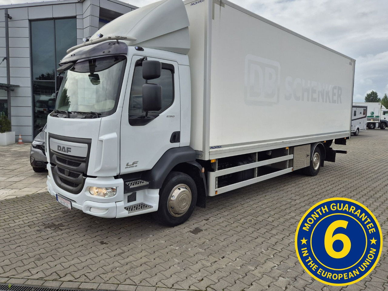 DAF LF 250 FA / 3 Seats / Works Great - משאית תיבה: תמונה 1 DAF LF 250 FA / 3 Seats / Works Great - משאית תיבה: תמונה 1