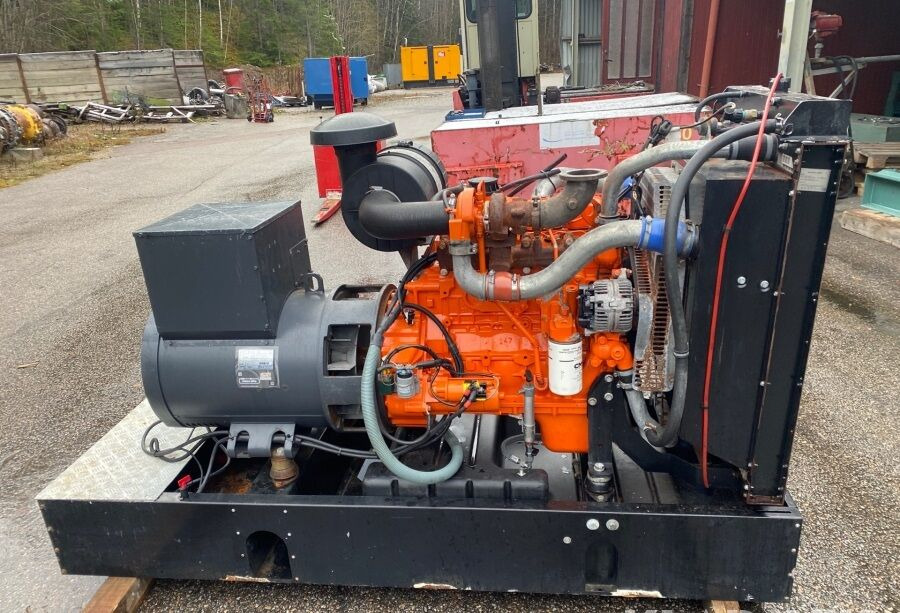 Diversen ECP34 2S4 - Iveco Engine,126kVA,New oils, filters, Mecc Alte ECP34 2S4 - ערכת גנרטורים: תמונה 3 Diversen ECP34 2S4 - Iveco Engine,126kVA,New oils, filters, Mecc Alte ECP34 2S4 - ערכת גנרטורים: תמונה 3