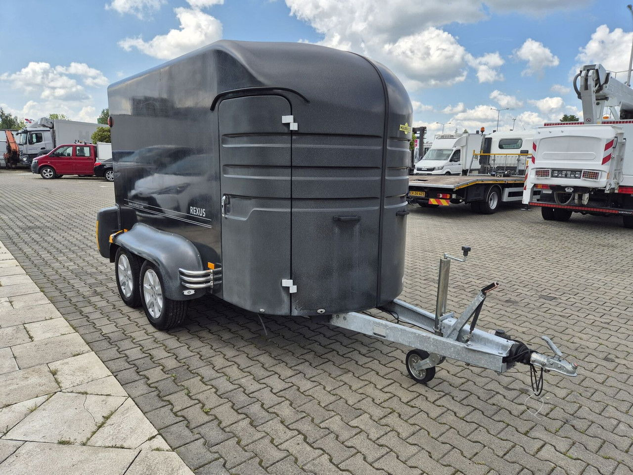 Humbaur Rexus 2000 / FOR Transporting 2 Horses, Ponies ANDBreedin - קרון נגרר לסוסים: תמונה 4 Humbaur Rexus 2000 / FOR Transporting 2 Horses, Ponies ANDBreedin - קרון נגרר לסוסים: תמונה 4