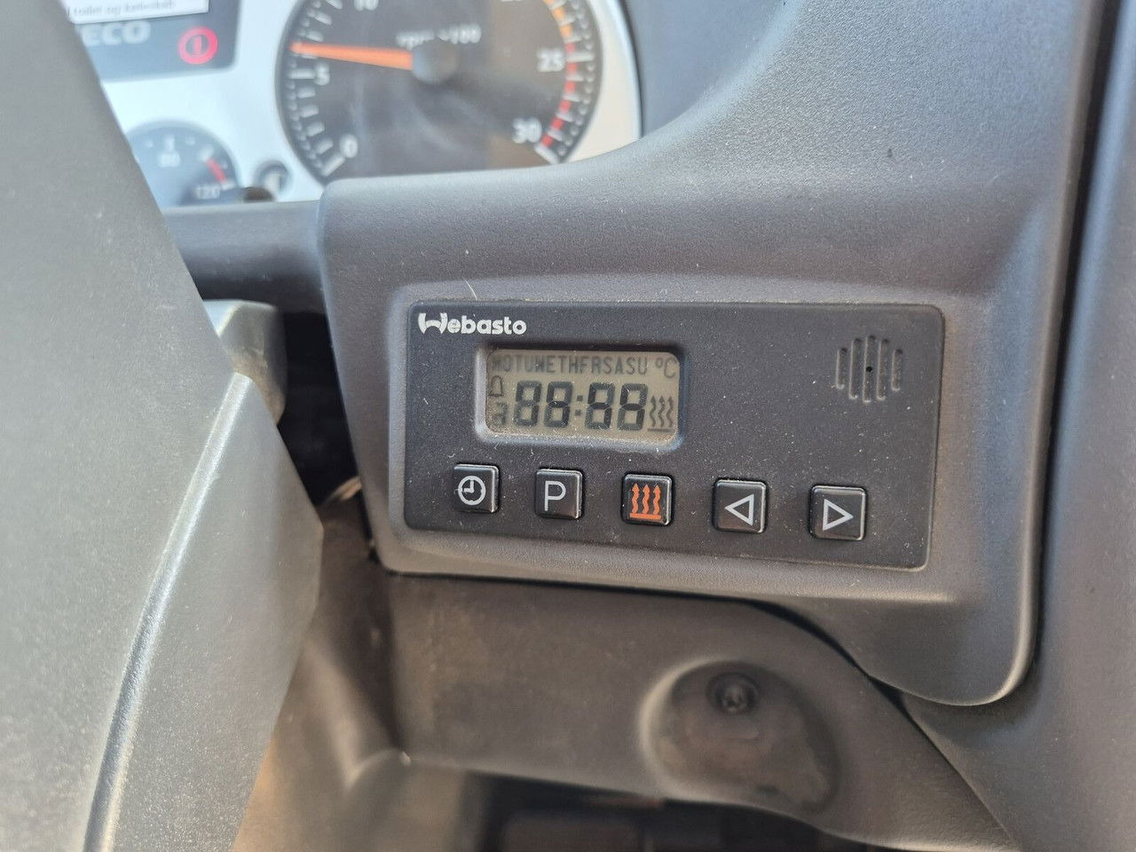 הַחכָּרָה  Irisbus Iveco 330 KM / Like Camper / Solar Panels Irisbus Iveco 330 KM / Like Camper / Solar Panels: תמונה 9