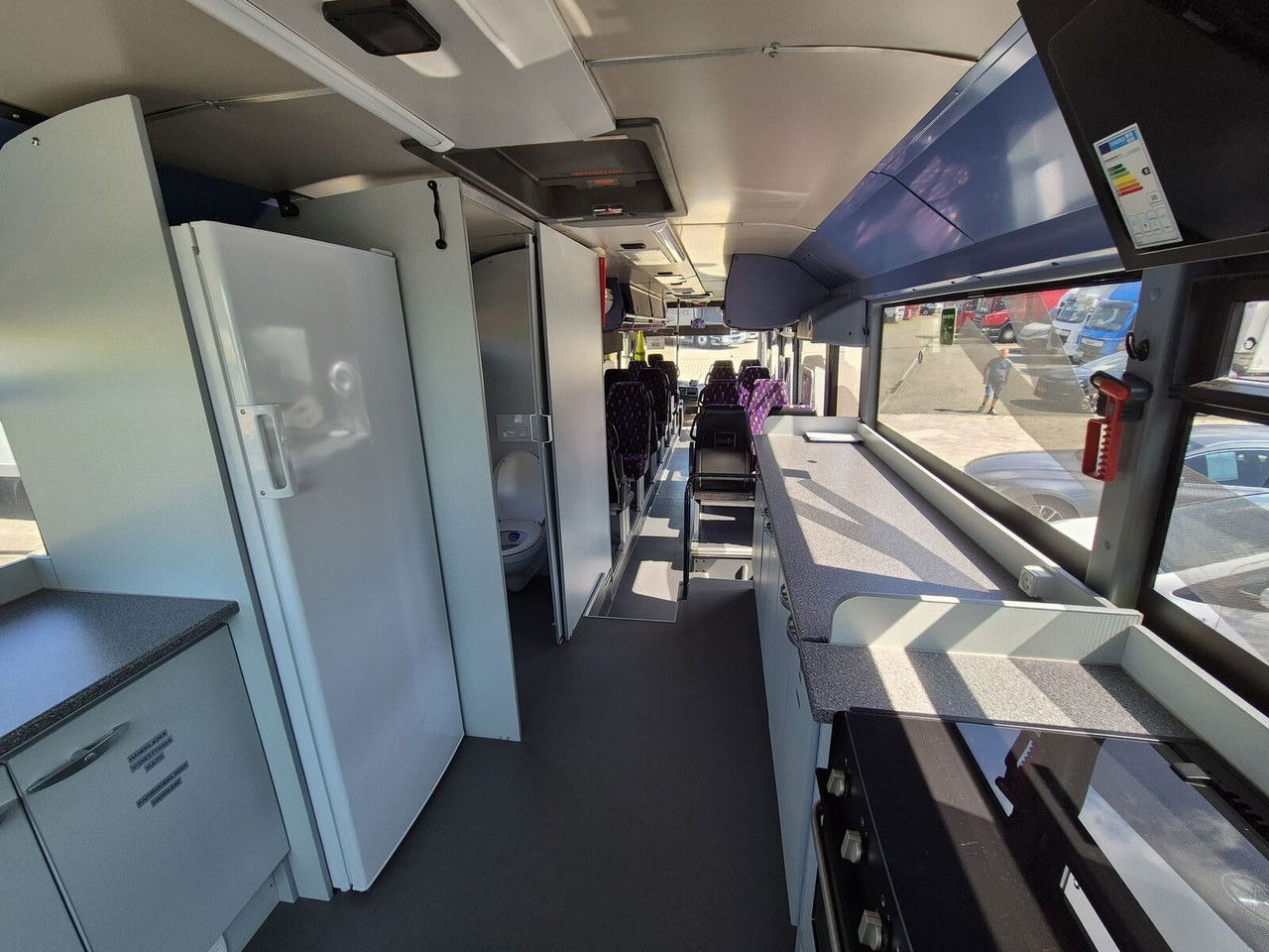 הַחכָּרָה  Irisbus Iveco 330 KM / Like Camper / Solar Panels Irisbus Iveco 330 KM / Like Camper / Solar Panels: תמונה 21