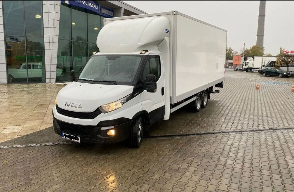 Iveco Daily 35C18 35C180 / Container / Veldhuizen Trailer / KAT. B+E - כלי רכב מסחרי עם תיבה: תמונה 1 Iveco Daily 35C18 35C180 / Container / Veldhuizen Trailer / KAT. B+E - כלי רכב מסחרי עם תיבה: תמונה 1