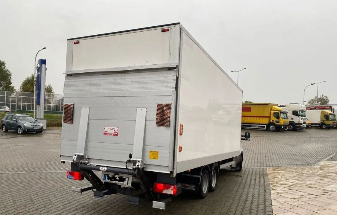 Iveco Daily 35C18 35C180 / Container / Veldhuizen Trailer / KAT. B+E - כלי רכב מסחרי עם תיבה: תמונה 5 Iveco Daily 35C18 35C180 / Container / Veldhuizen Trailer / KAT. B+E - כלי רכב מסחרי עם תיבה: תמונה 5
