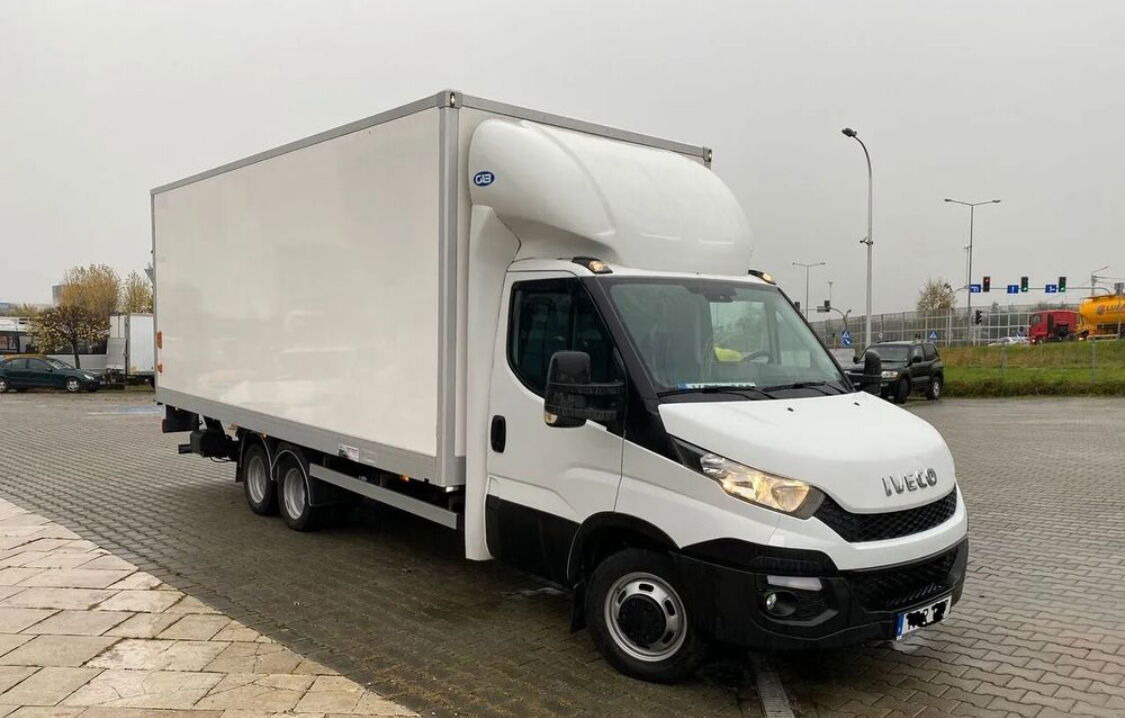 Iveco Daily 35C18 35C180 / Container / Veldhuizen Trailer / KAT. B+E - כלי רכב מסחרי עם תיבה: תמונה 3 Iveco Daily 35C18 35C180 / Container / Veldhuizen Trailer / KAT. B+E - כלי רכב מסחרי עם תיבה: תמונה 3