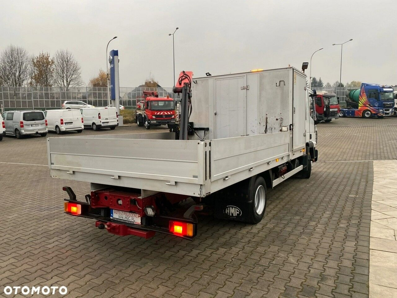משאית צד נופל/ שטוחה, משאית מנוף Iveco Eurocargo ML80E17 / HDS HMF / 1 Owner / Doka: תמונה 9