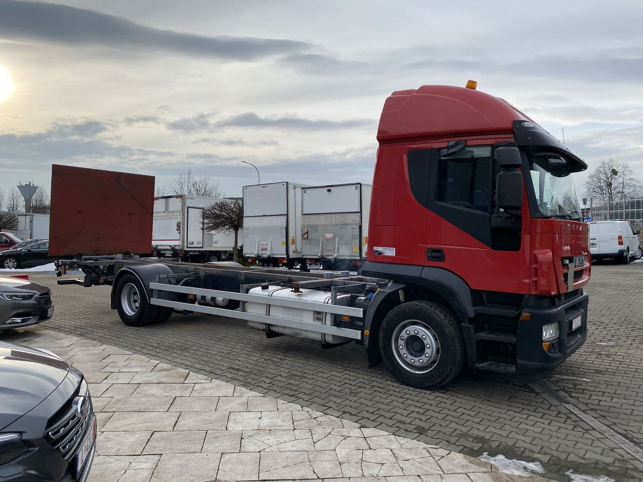 Iveco Stralis 360 AT 190 / Euro 5 / NEW Service / Long Frame - משאית עם שלדת תא: תמונה 5 Iveco Stralis 360 AT 190 / Euro 5 / NEW Service / Long Frame - משאית עם שלדת תא: תמונה 5