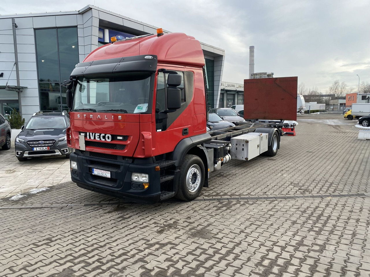 Iveco Stralis 360 AT 190 / Euro 5 / NEW Service / Long Frame - משאית עם שלדת תא: תמונה 2 Iveco Stralis 360 AT 190 / Euro 5 / NEW Service / Long Frame - משאית עם שלדת תא: תמונה 2