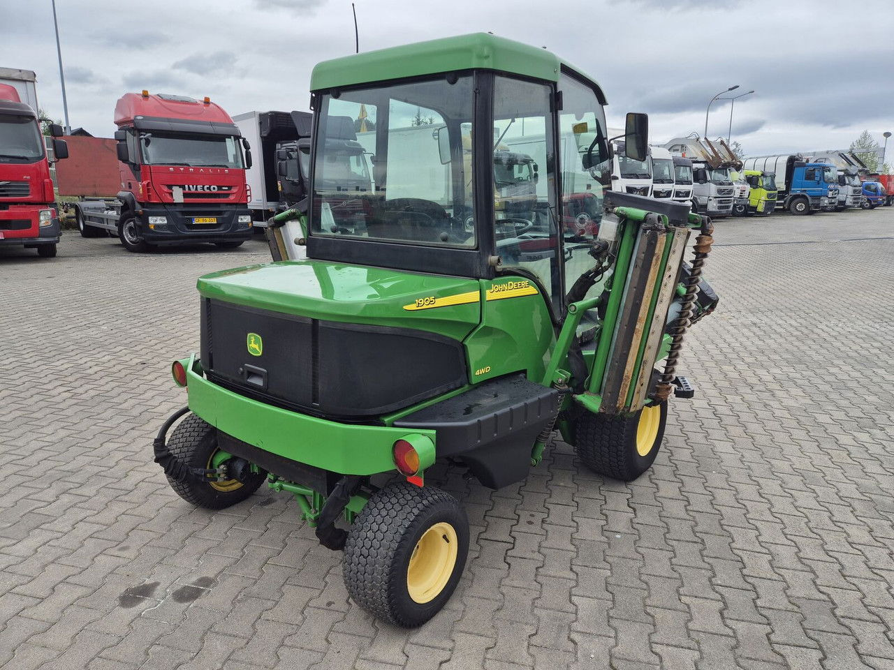 John Deere 1905 4WD / 1 Owner / Serviced - מכסחת תבואה/ עשבים: תמונה 3 John Deere 1905 4WD / 1 Owner / Serviced - מכסחת תבואה/ עשבים: תמונה 3
