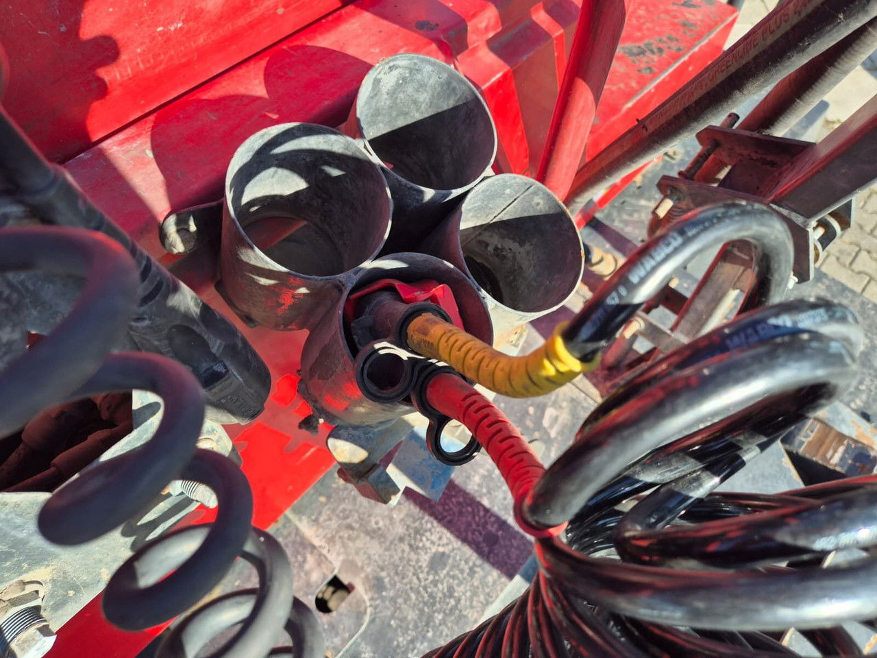 טרקטור מסוף KALMAR TR618i - 4X4 - LIKE NEW!: תמונה 30 טרקטור מסוף KALMAR TR618i - 4X4 - LIKE NEW!: תמונה 30