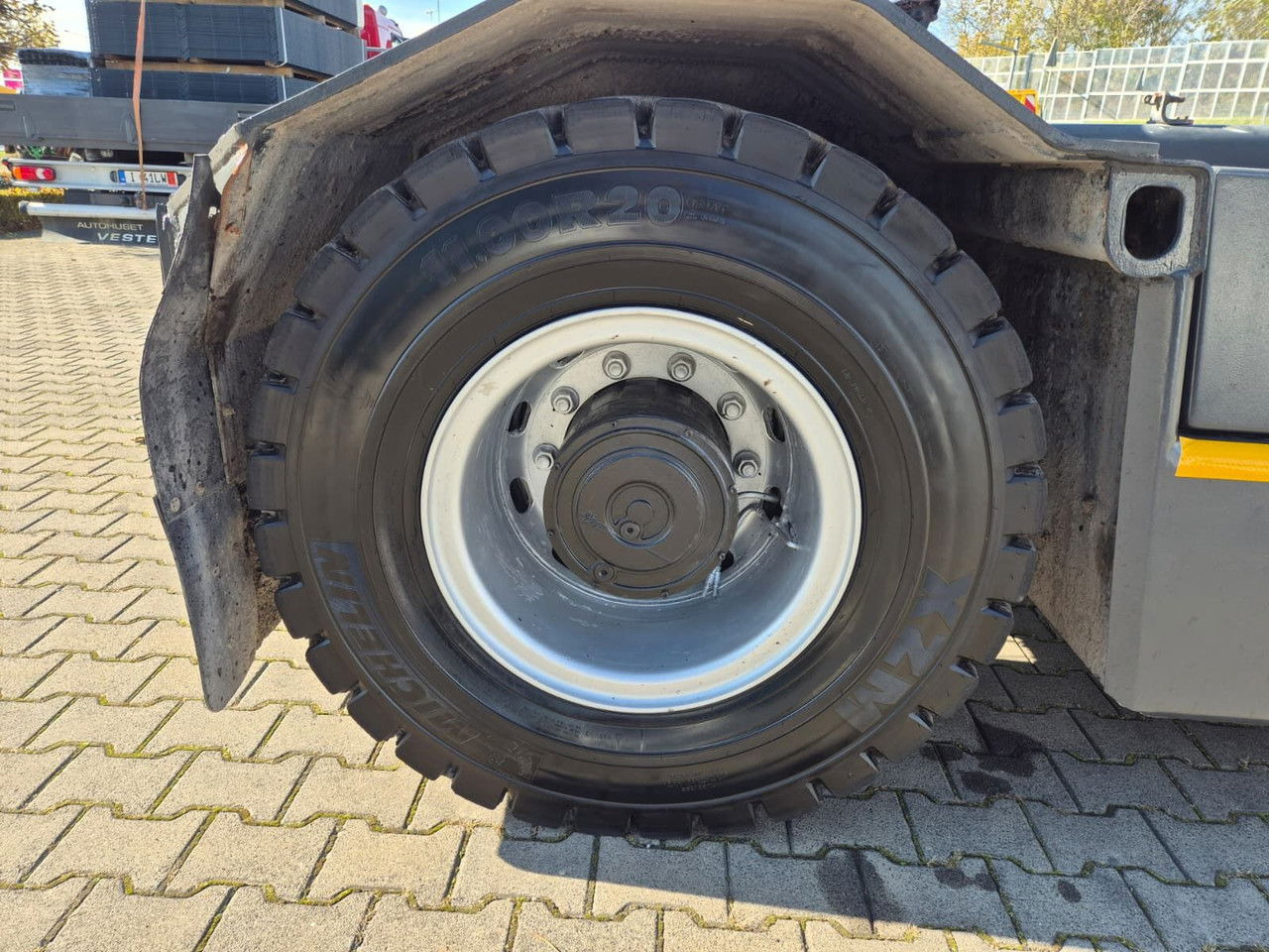 טרקטור מסוף KALMAR TR618i - 4X4 - LIKE NEW!: תמונה 23 טרקטור מסוף KALMAR TR618i - 4X4 - LIKE NEW!: תמונה 23